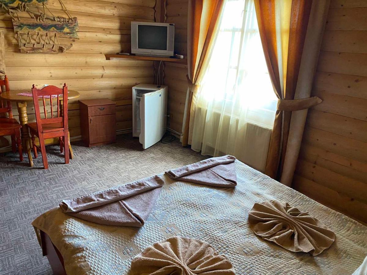 Panorama Karpat Hotel Yablunytsya Ngoại thất bức ảnh